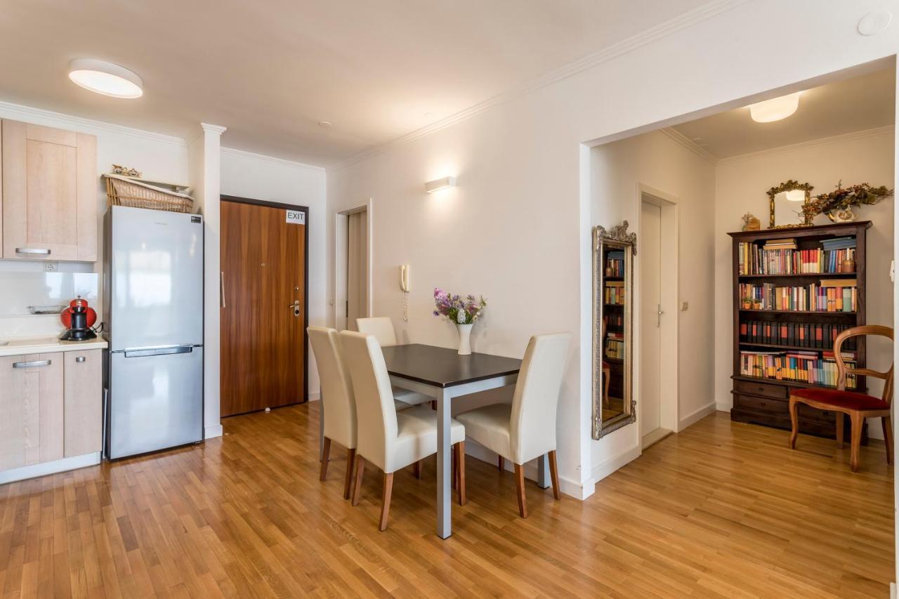 Velebis Superior Apartment - Luxurious One-Room Apartment With Jacuzzi - Prestigious Location By The Sea In The New City Center Of Znjan - Panoramic View Of The Sea And Islands - Free Garage Parking - Buralux Properties Split Eksteriør bilde