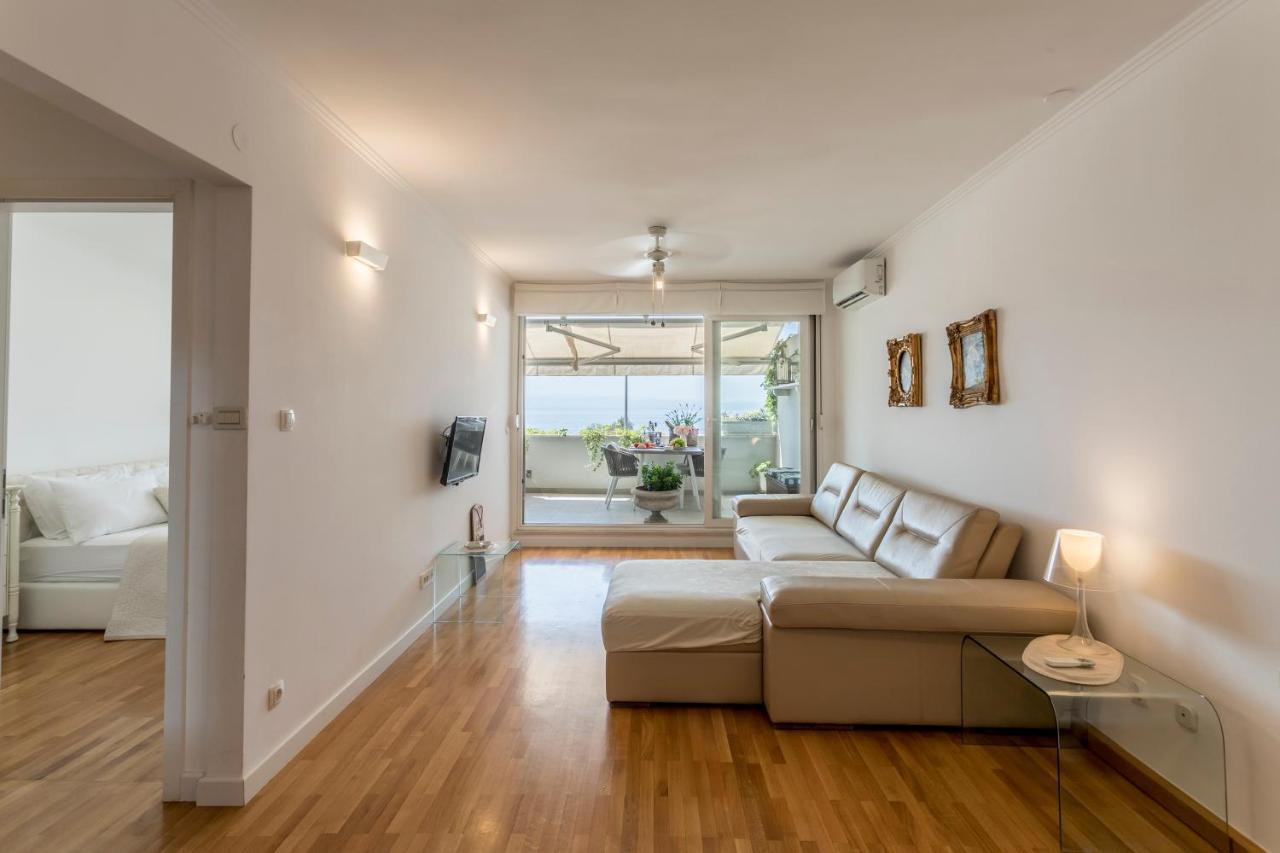 Velebis Superior Apartment - Luxurious One-Room Apartment With Jacuzzi - Prestigious Location By The Sea In The New City Center Of Znjan - Panoramic View Of The Sea And Islands - Free Garage Parking - Buralux Properties Split Eksteriør bilde
